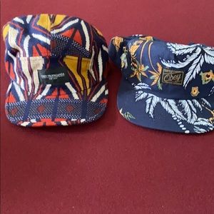 Set of 2 hats